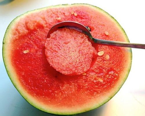 豆包去隔壁吃瓜,揭秘邻里趣事